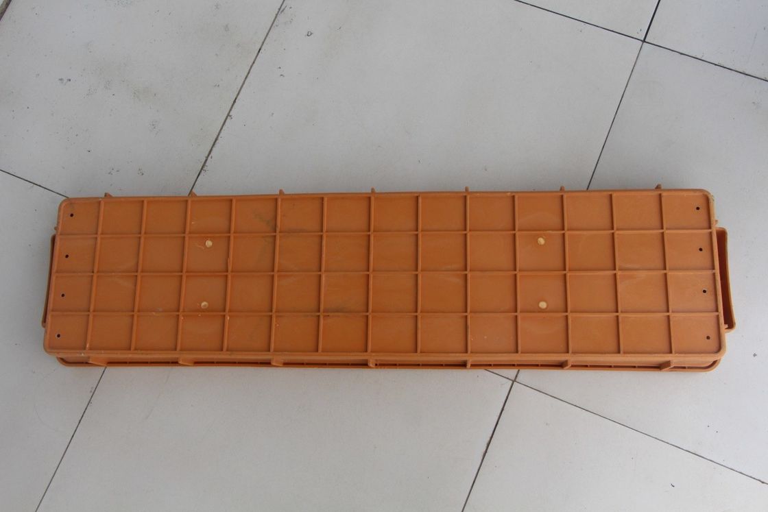 Bandeja plástica de la base de cuatro canales/caja anaranjada de la base para el almacenamiento de base del taladro
